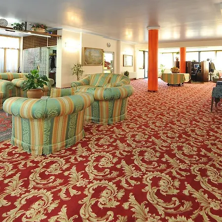Hotel Ferrari