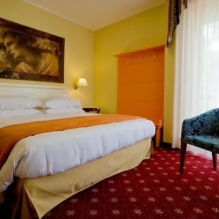 Ferrari Hotel 4*